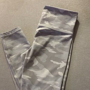Athleta Women's Camo Leggings - Gray